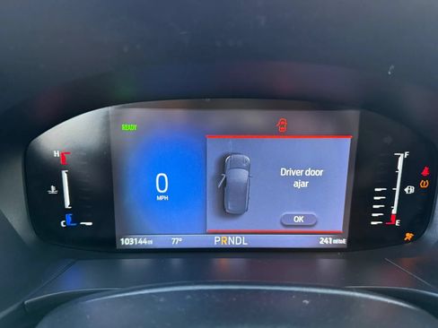 Used 2023 Ford Escape ST-Line Select AWD/4WD image 37