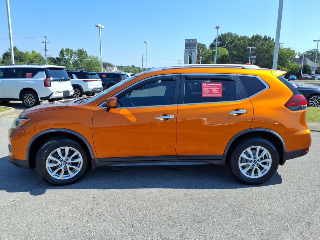Certified 2020 Nissan Rogue SV FWD image 17