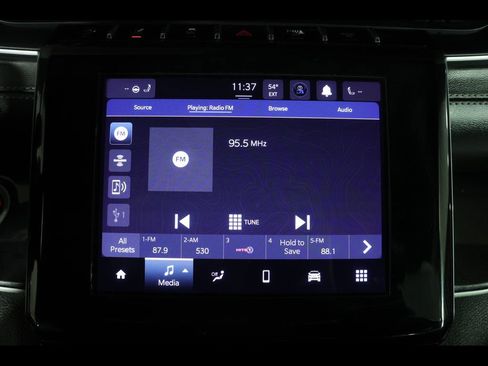 Used 2022 Jeep Grand Cherokee Altitude AWD/4WD image 23