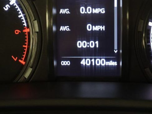Used 2024 Toyota 4Runner SR5 AWD/4WD image 17