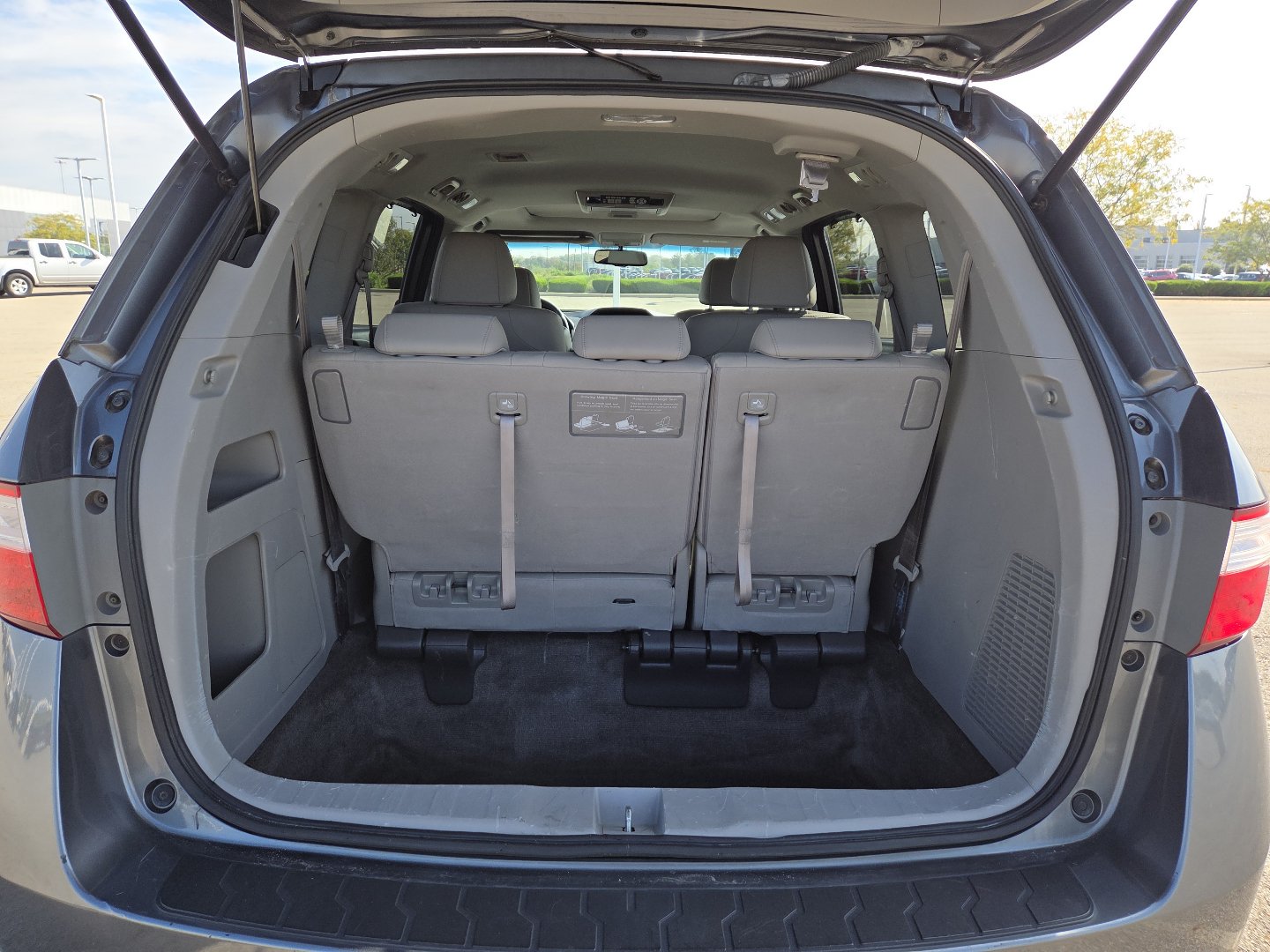 Used 2012 Honda Odyssey EX-L image 19