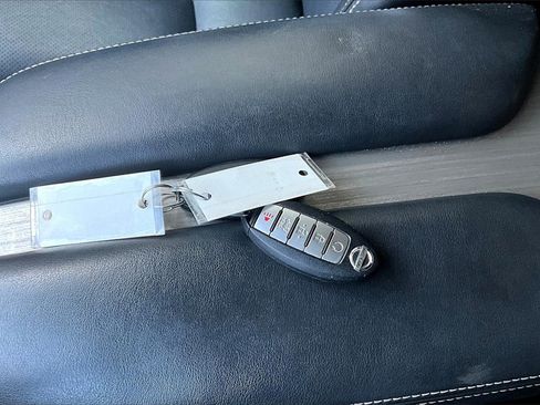 Used 2017 Nissan Murano SL image 33