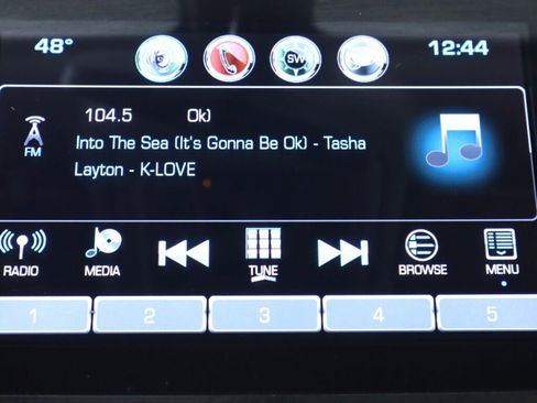 Used 2018 Chevrolet Equinox LT w/ Sun & Infotainment Package image 16