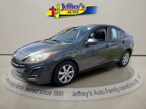Used 2010 MAZDA MAZDA3 i Touring FWD image 1