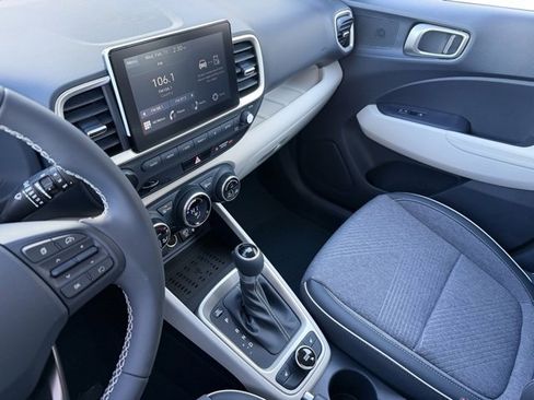 New 2026 Hyundai Venue SEL image 22