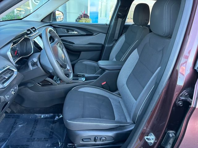 Used 2023 Chevrolet TrailBlazer LT w/ Convenience Package AWD/4WD image 15