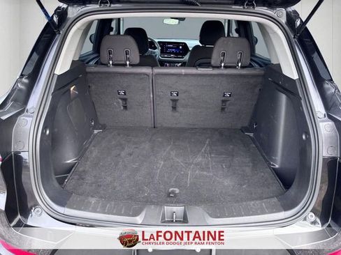 Used 2025 Chevrolet TrailBlazer LT image 31