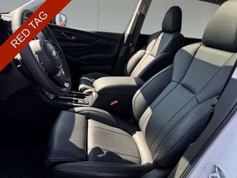 Used 2025 Subaru Ascent Bronze Edition w/ Onyx Package image 11