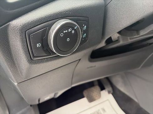 Used 2021 Ford EcoSport SE image 12