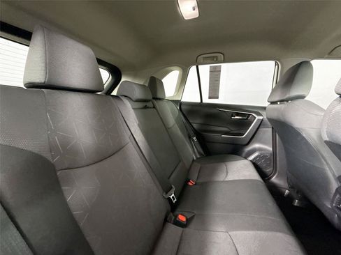 Certified 2024 Toyota RAV4 XLE AWD/4WD image 39
