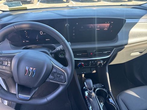 Used 2024 Buick Encore GX Sport Touring FWD image 11