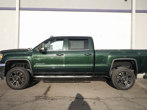 Used 2015 GMC Sierra 2500 SLE w/ SLE Preferred Package image 8