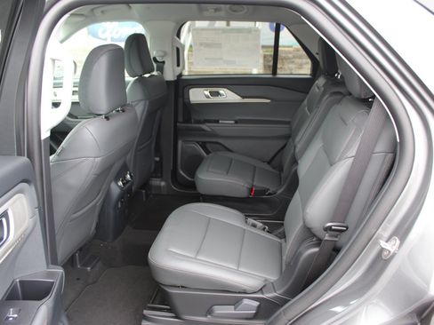New 2026 Ford Explorer Active w/ Active Comfort Package AWD/4WD image 19