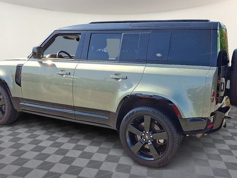 Used 2022 Land Rover Defender 110 X-Dynamic HSE AWD/4WD image 6