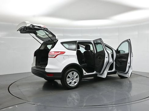 Used 2014 Ford Escape S FWD image 5