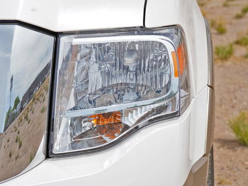 Used 2013 Ford Expedition EL King Ranch RWD image 3