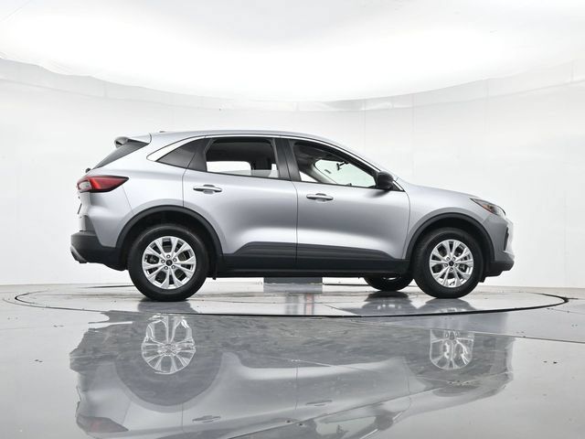 Certified 2024 Ford Escape Active AWD/4WD image 34