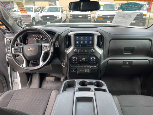 Used 2022 Chevrolet Silverado 3500 LT w/ Convenience Package image 22