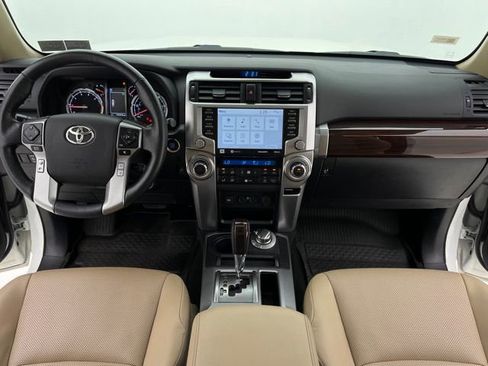 Used 2023 Toyota 4Runner Limited AWD/4WD image 23