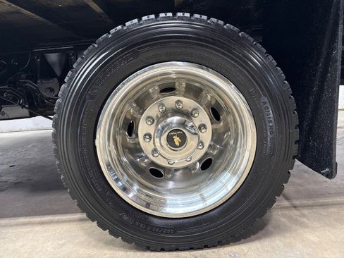 Used 2021 Ford F550 4x4 Crew Cab Super Duty w/ Power Equipment Group image 37