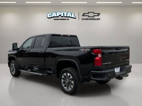 Certified 2024 Chevrolet Silverado 2500 Custom w/ Custom Convenience Package image 3