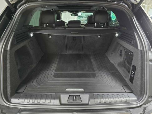 Used 2024 Land Rover Range Rover Sport SE AWD/4WD image 14