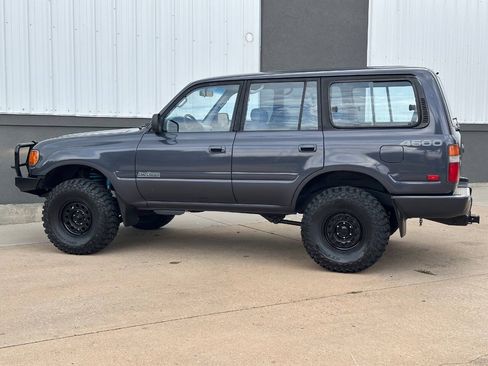 Used 1991 Toyota Land Cruiser AWD/4WD image 12