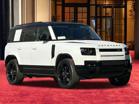 New 2026 Land Rover Defender 110 X-Dynamic SE image 8