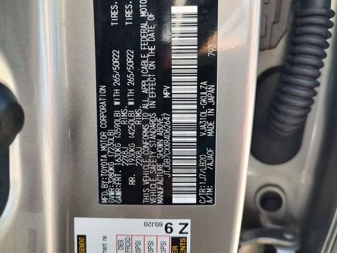 Used 2024 Lexus LX 600 4WD w/ Luxury Package image 34