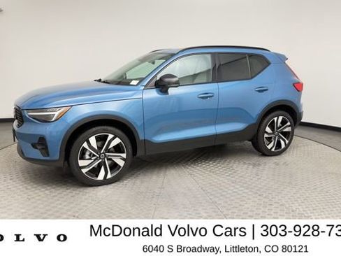 Used 2024 Volvo XC40 B5 Plus w/ Protection Package Premier AWD/4WD image 6