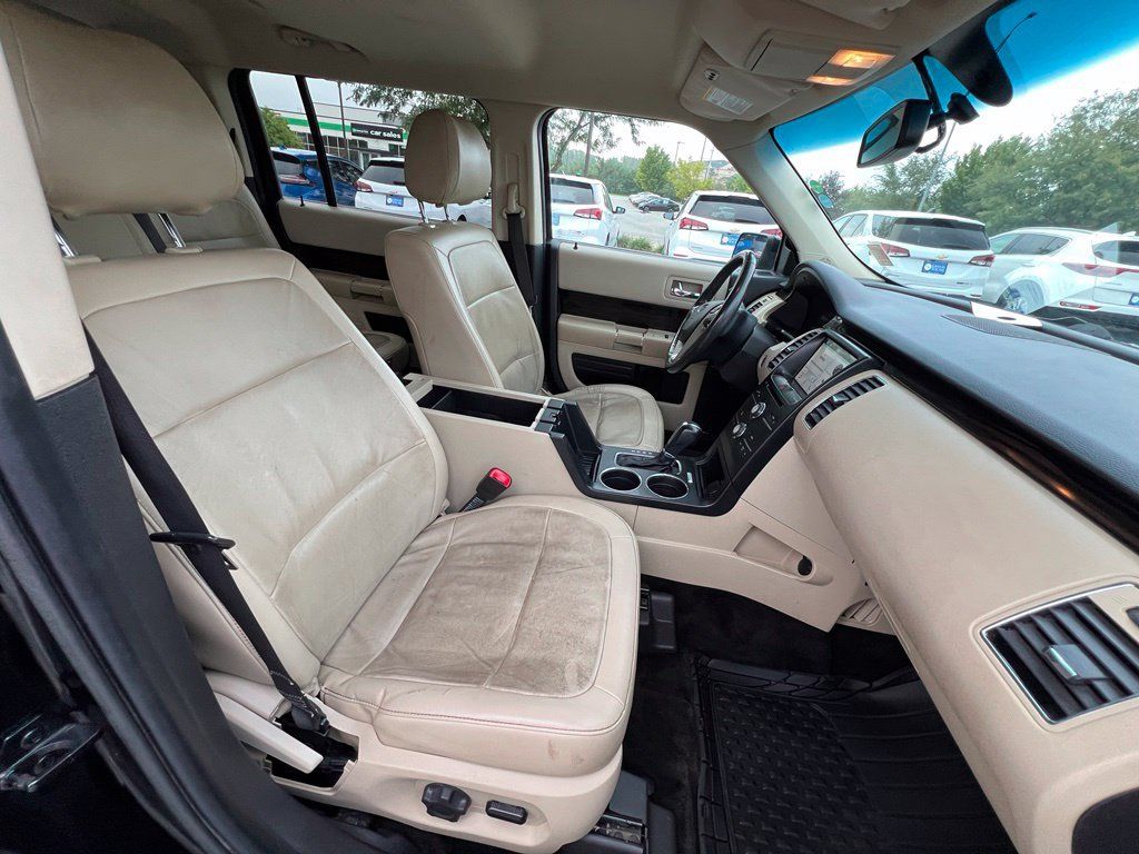 Used 2017 Ford Flex SEL w/ Equipment Group 202A AWD/4WD image 28