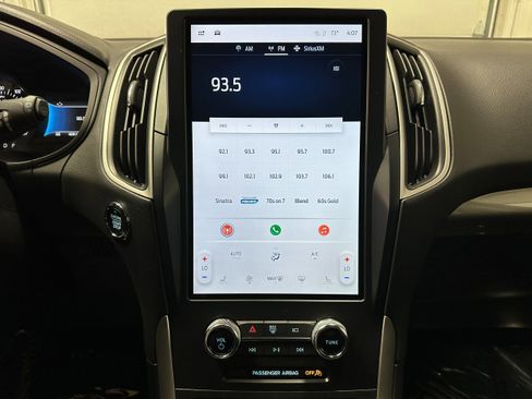 Certified 2024 Ford Edge SEL image 18