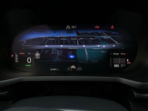 Used 2021 Polestar Polestar 2 image 41