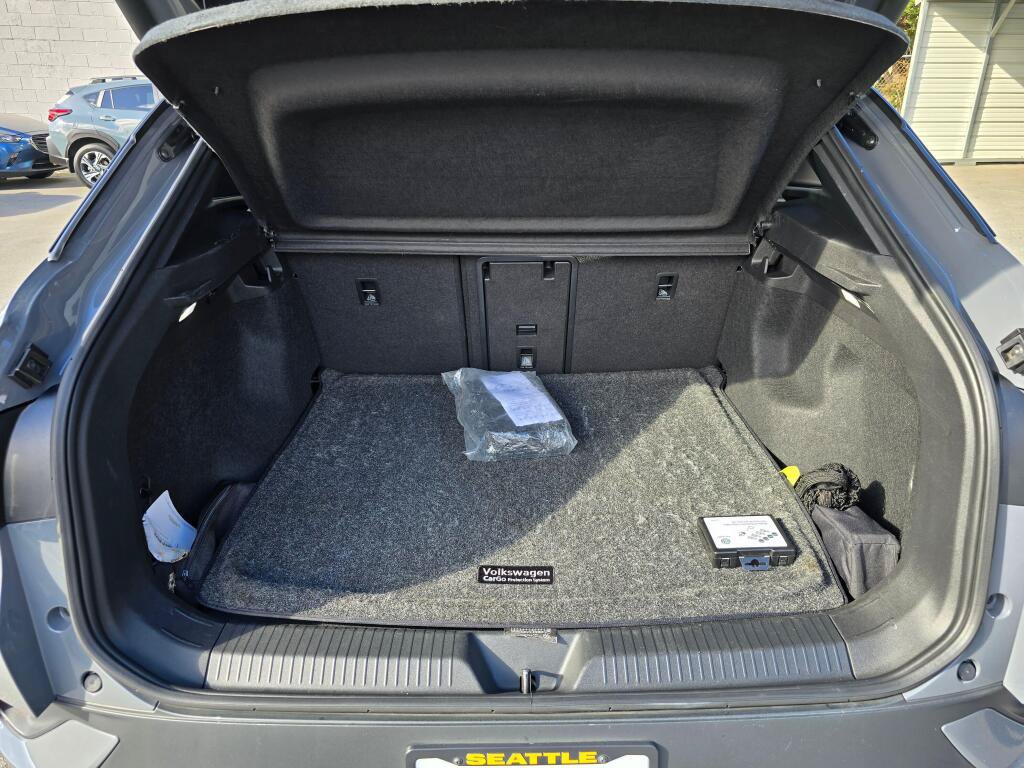 Used 2023 Volkswagen ID.4 Pro S AWD/4WD image 16