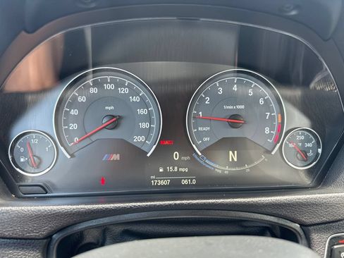 Used 2018 BMW M3 RWD image 21