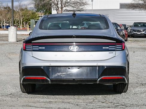 New 2025 Hyundai Sonata Limited image 6