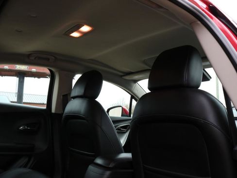 Used 2012 Chevrolet Volt Premium w/ Premium Trim Package image 42