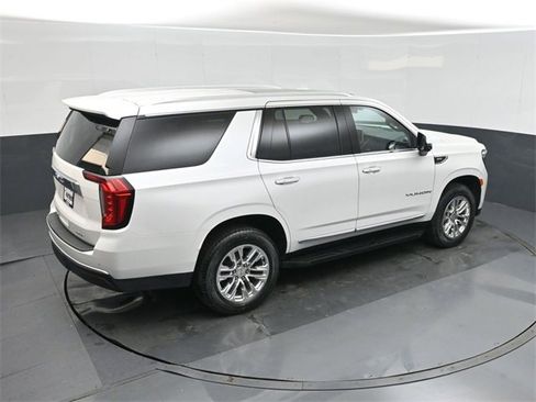 Used 2022 GMC Yukon SLT w/ SLT Luxury Package image 30