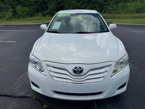 Used 2011 Toyota Camry LE w/ Fleet Convenience Pkg FWD image 8