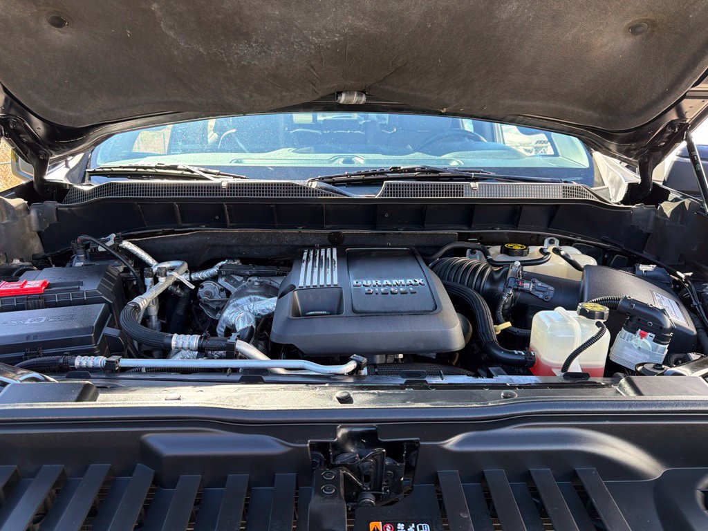 Used 2020 Chevrolet Silverado 1500 RST AWD/4WD image 37
