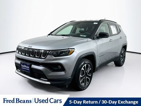 Used 2024 Jeep Compass Limited AWD/4WD image 3