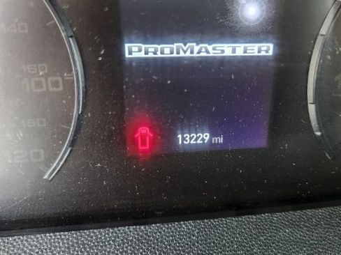 Used 2026 RAM ProMaster 2500 w/ Convenience Group FWD image 2