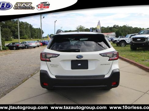 Used 2024 Subaru Outback Premium AWD/4WD image 6