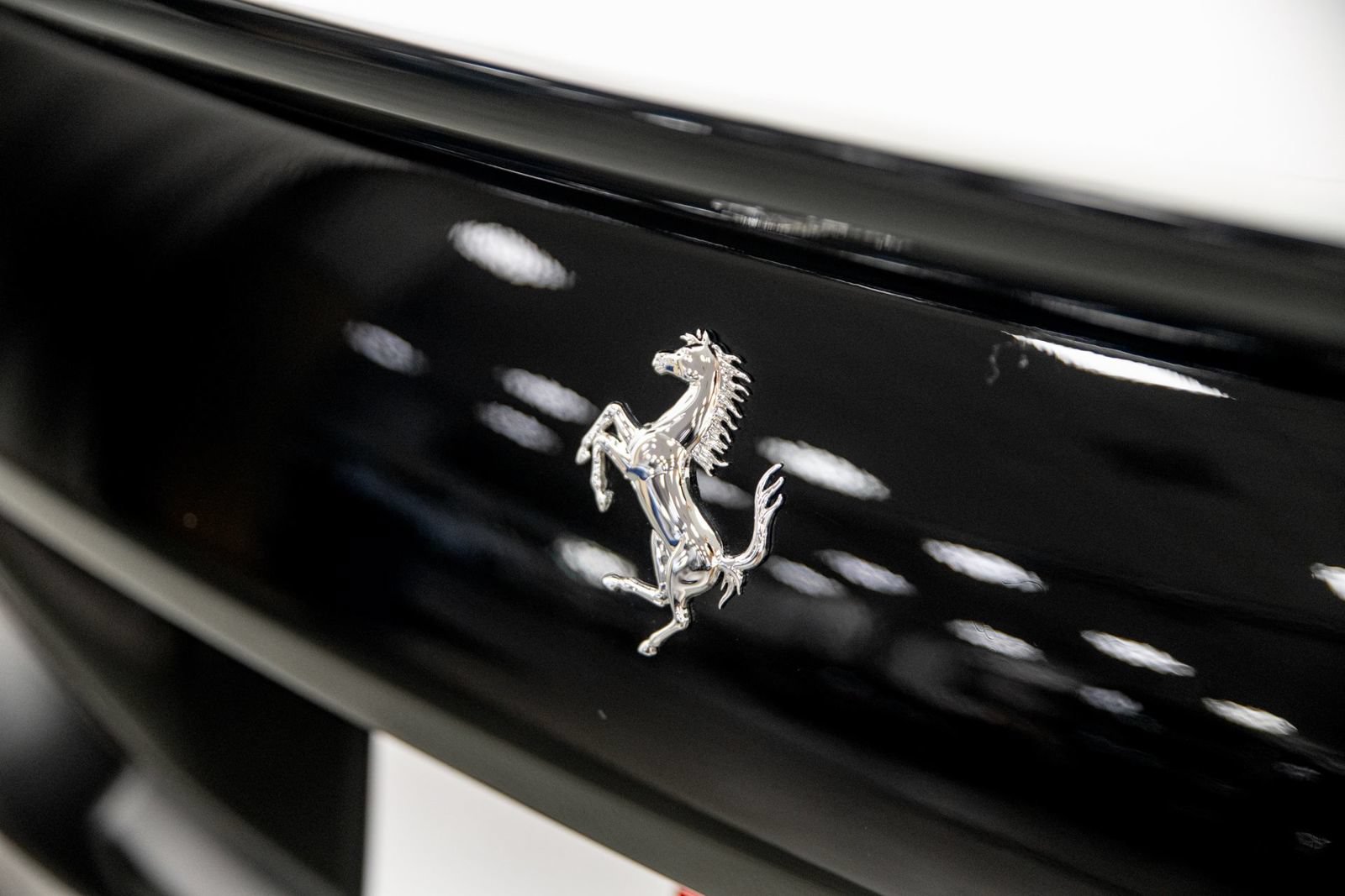 Used 2024 Ferrari Roma Spider RWD image 44
