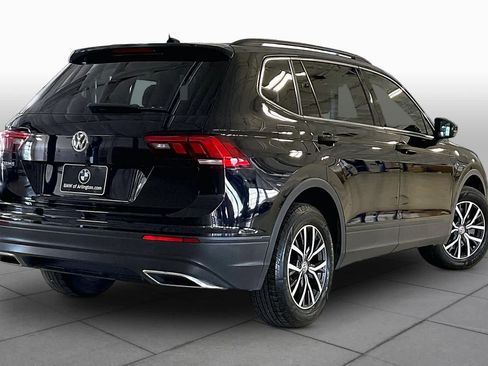 Used 2019 Volkswagen Tiguan SE FWD image 11