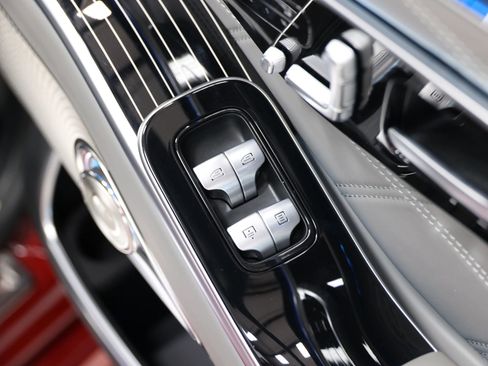 Used 2021 Mercedes-Benz Maybach S 580 4MATIC image 96