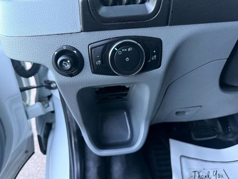 Used 2017 Ford Transit 250 130 Low Roof w/ Exterior Upgrade Package RWD image 13
