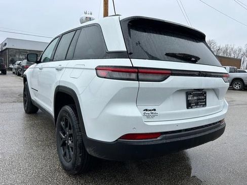 New 2026 Jeep Grand Cherokee 4WD image 5