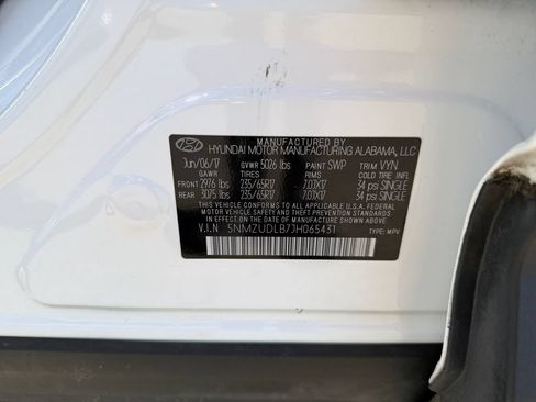 Used 2018 Hyundai Santa Fe Sport w/ 2.4L Value Package 02 AWD/4WD image 36