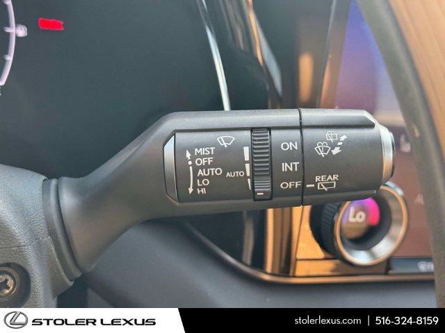 Used 2023 Lexus RX 350 Premium w/ Accessory Package AWD/4WD image 29